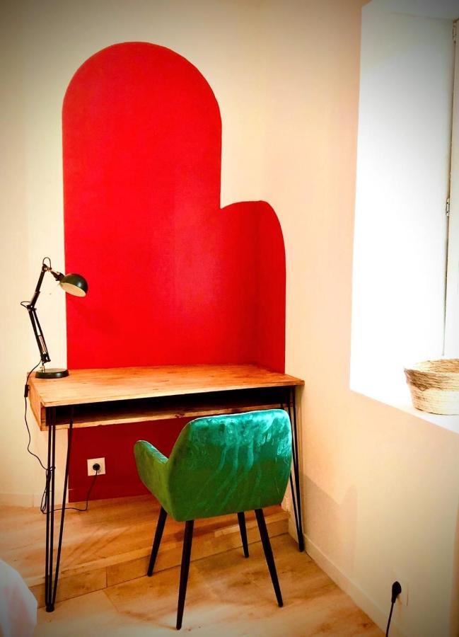 Une Maison Design Dans Le Centre Ville Foix Eksteriør billede