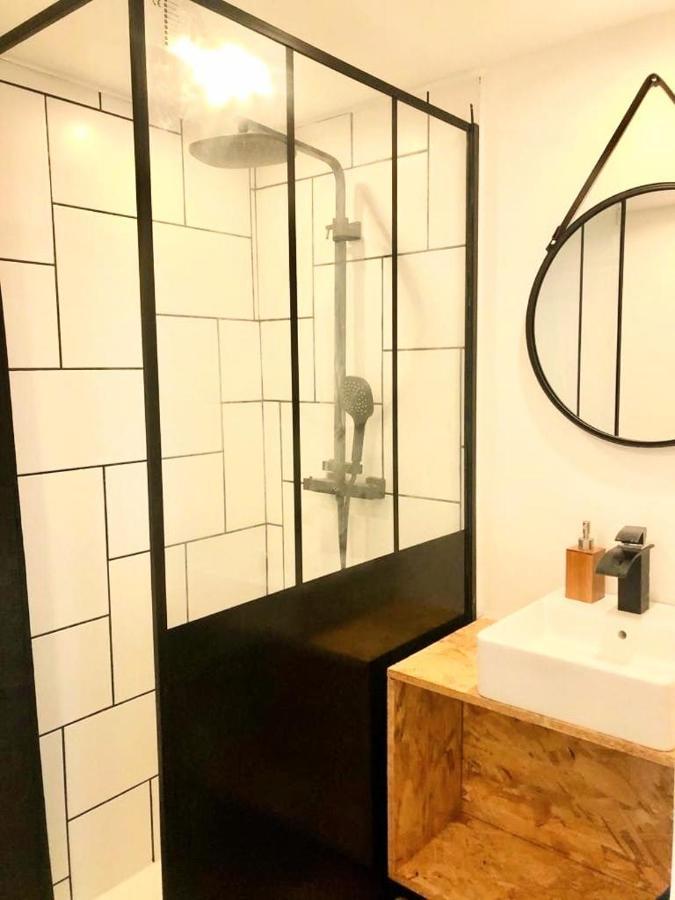 Une Maison Design Dans Le Centre Ville Foix Eksteriør billede