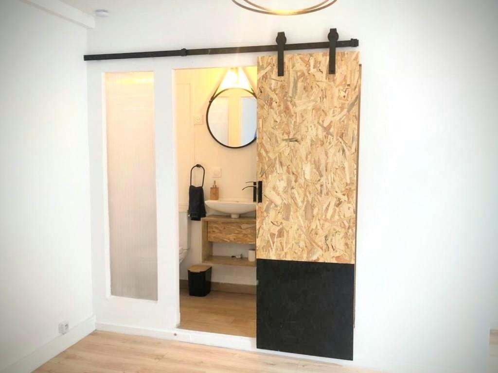 Une Maison Design Dans Le Centre Ville Foix Eksteriør billede